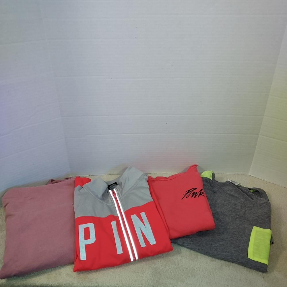PINK VS Bundle of 4 items size XS